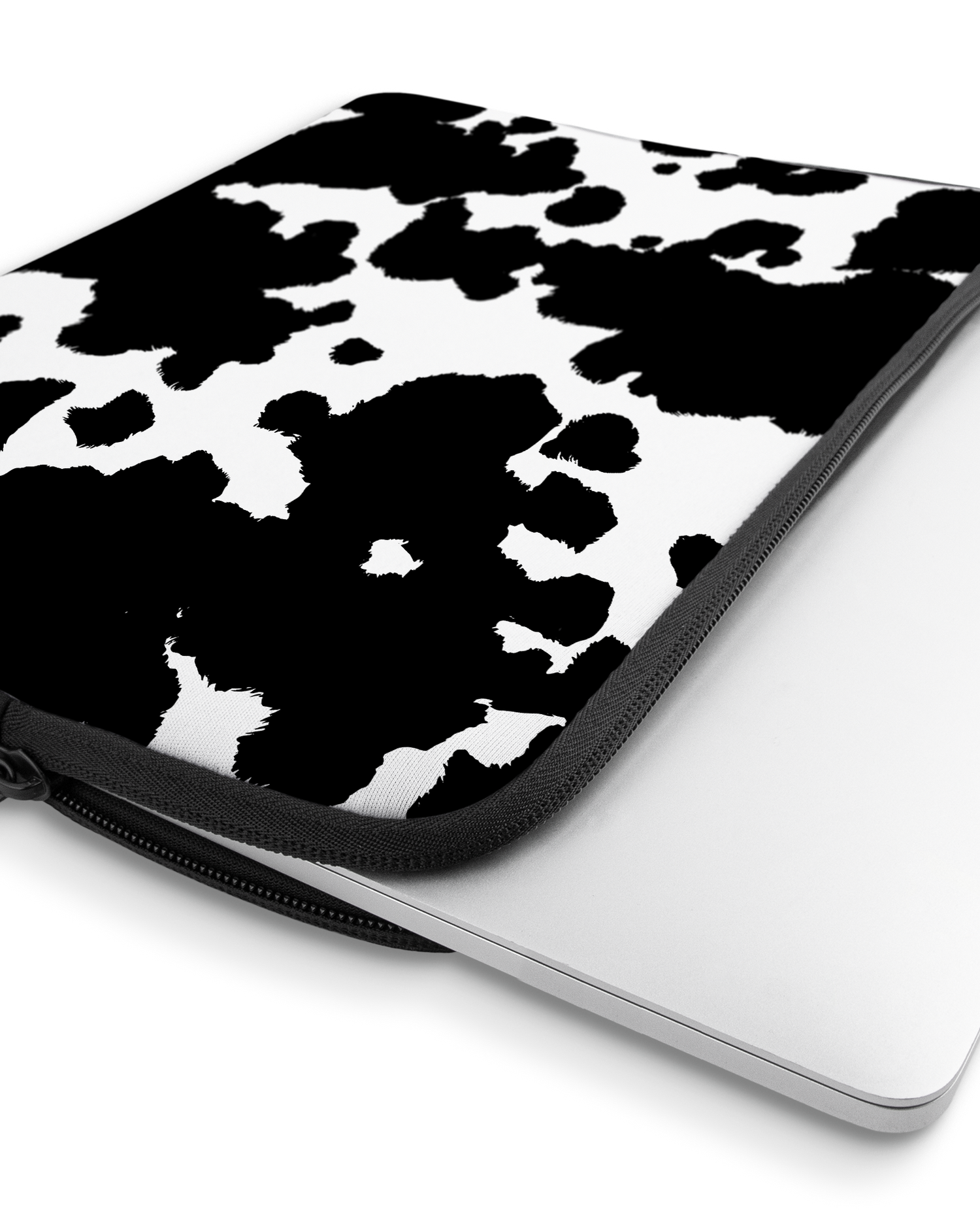 Cow Print Laptophülle 13 Zoll mit Gerät im Inneren