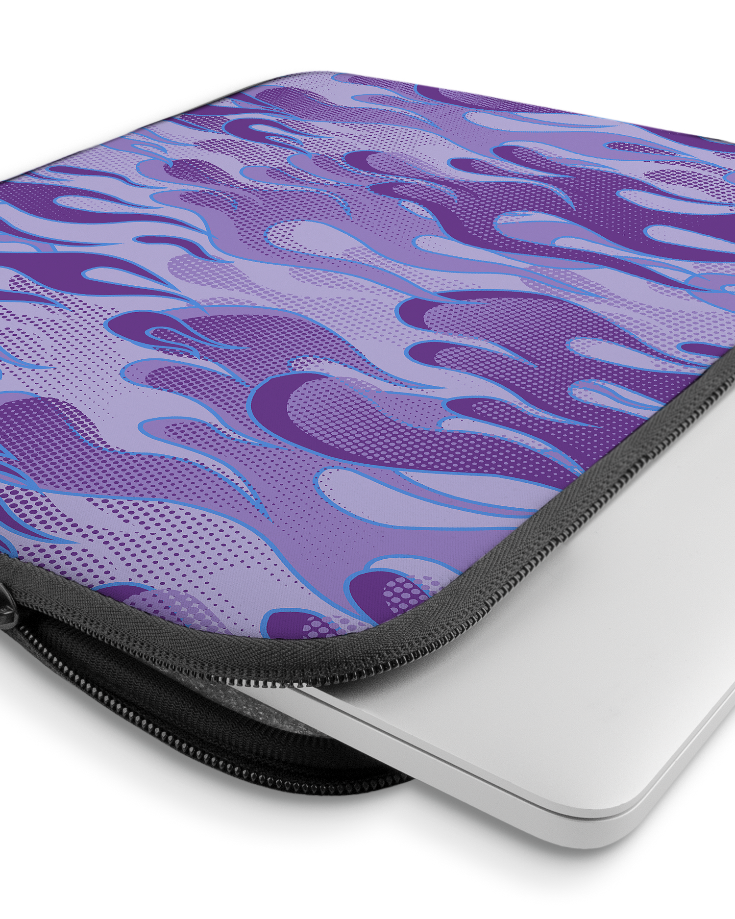 Purple Flames Laptophülle 15 Zoll mit Gerät im Inneren