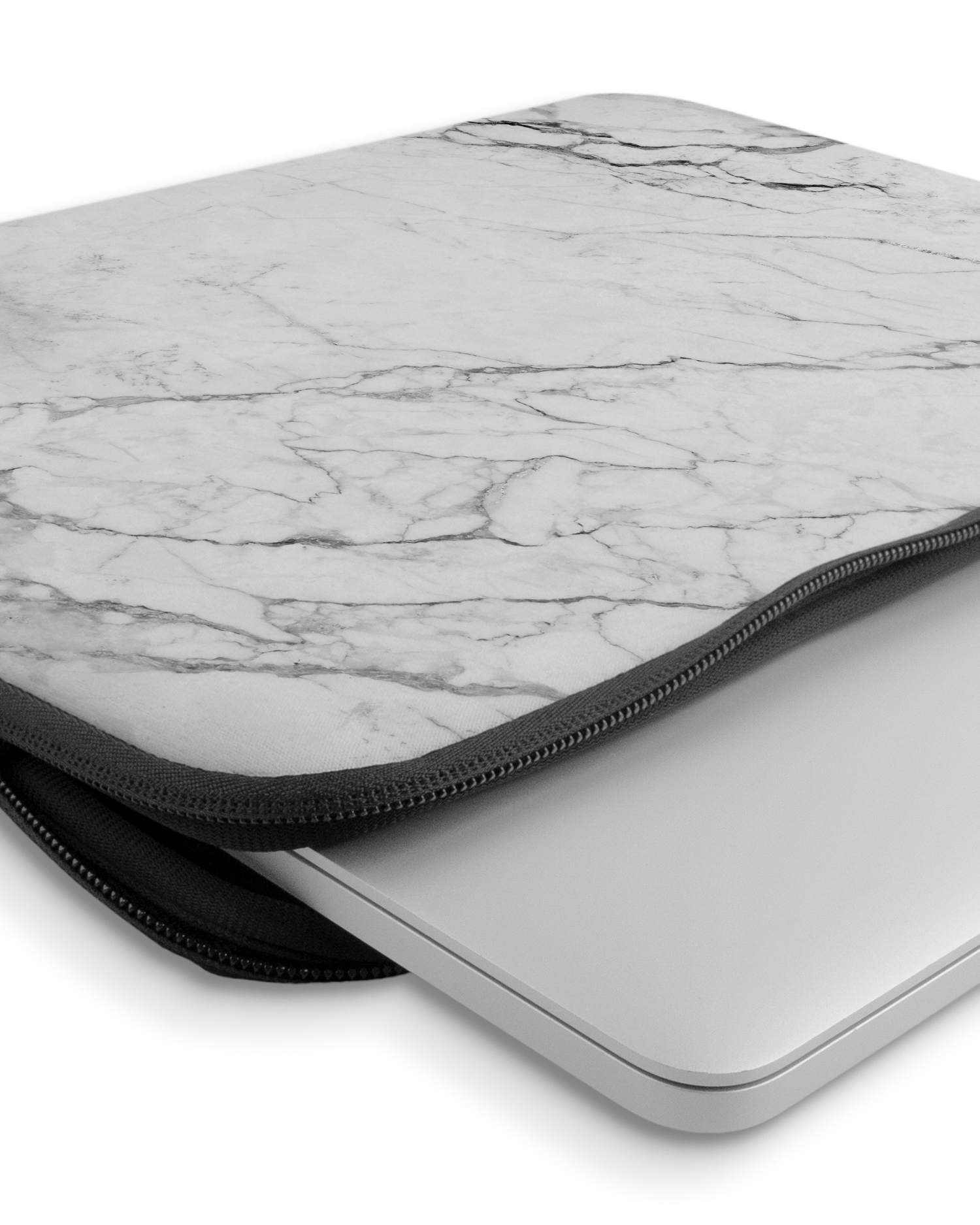 White Marble Laptophülle 14-15 Zoll mit Gerät im Inneren