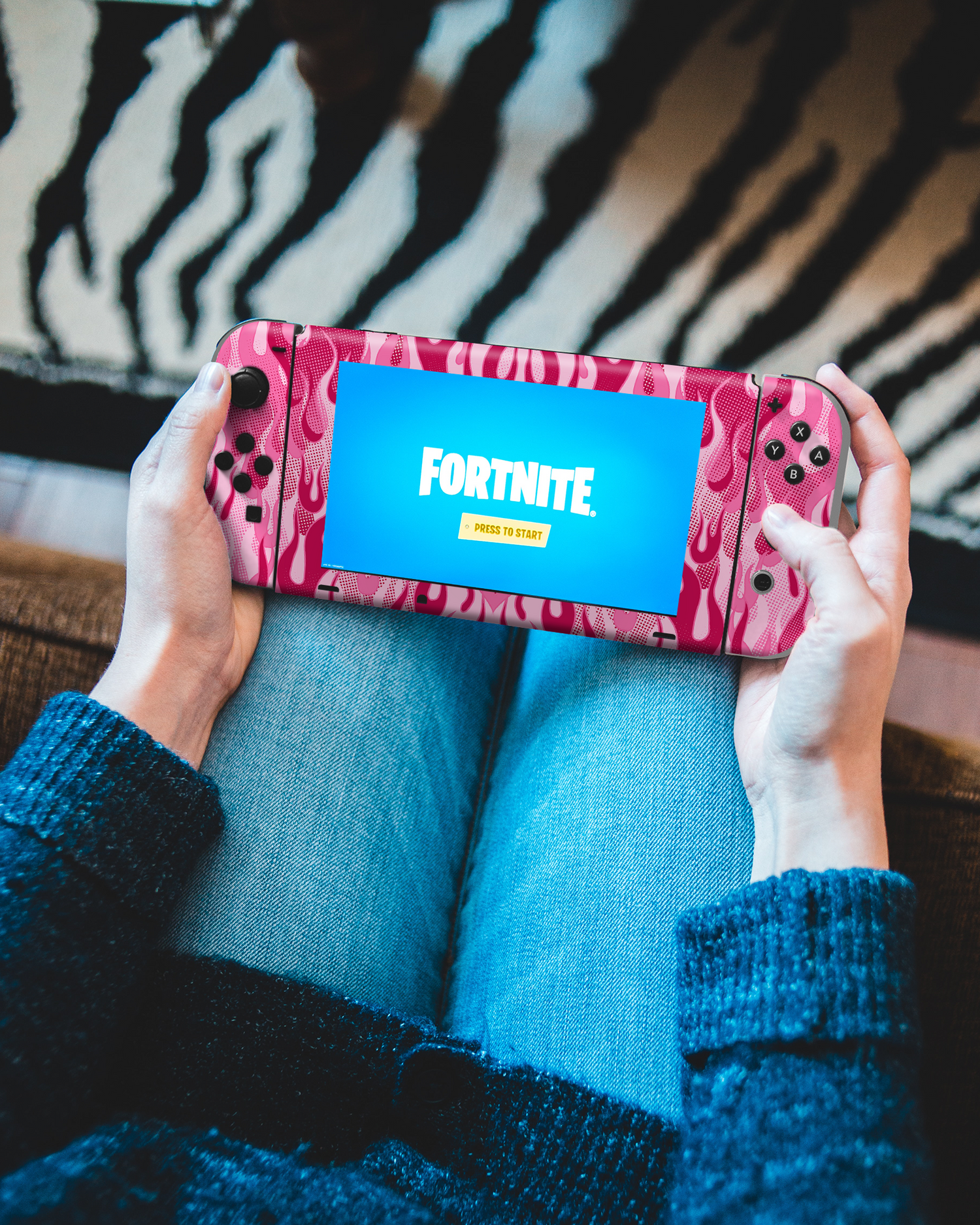 Pink Flames Konsolen Aufkleber für Nintendo Switch: Spielen mit beklebter Konsole