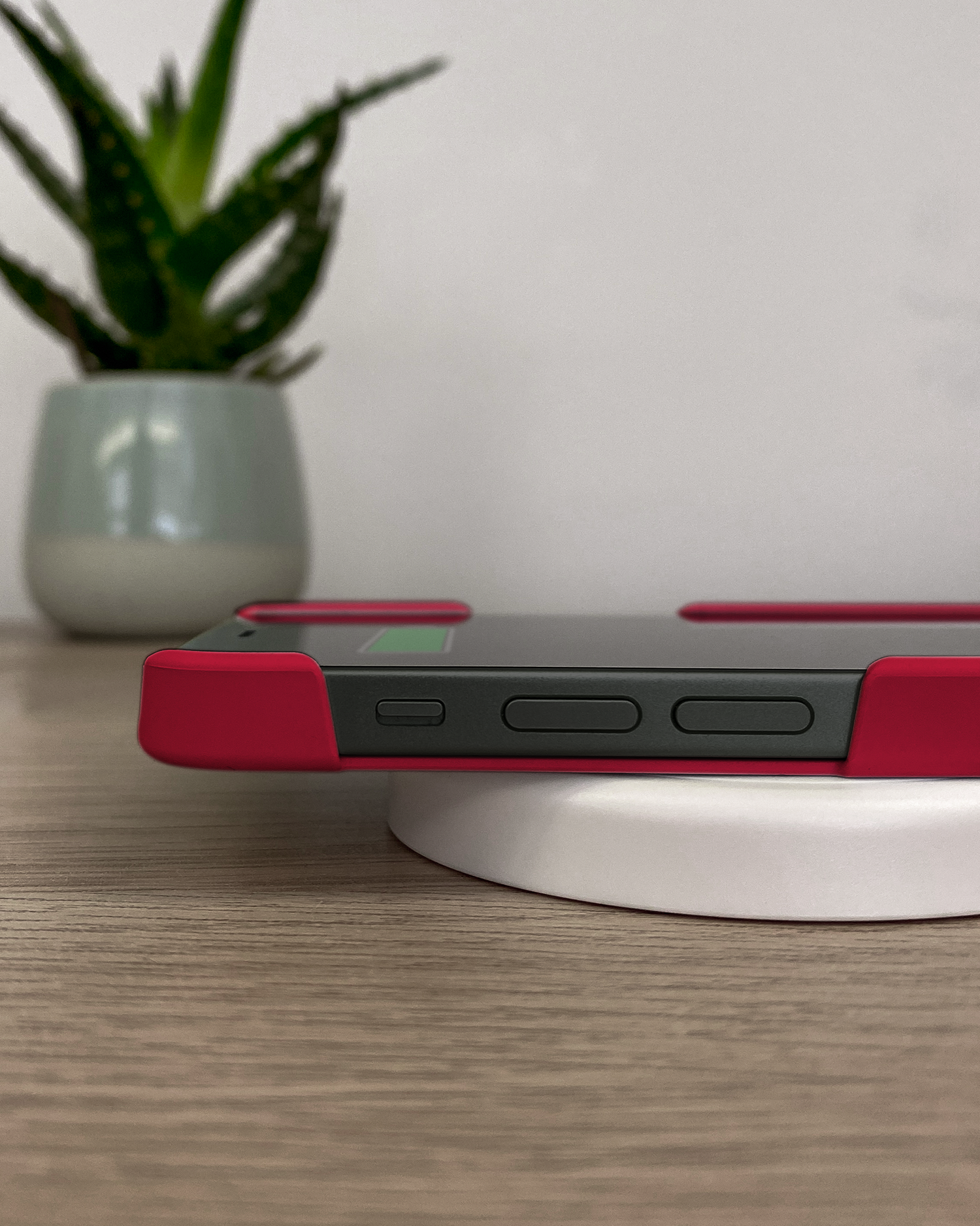 RED Hardcase Handyhülle Apple iPhone 12 mini: Momentaufnahme